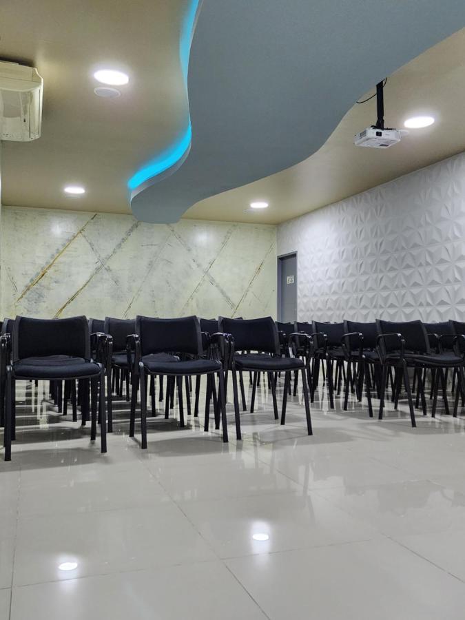 Hotel Quarta Avenida Montería Exteriör bild