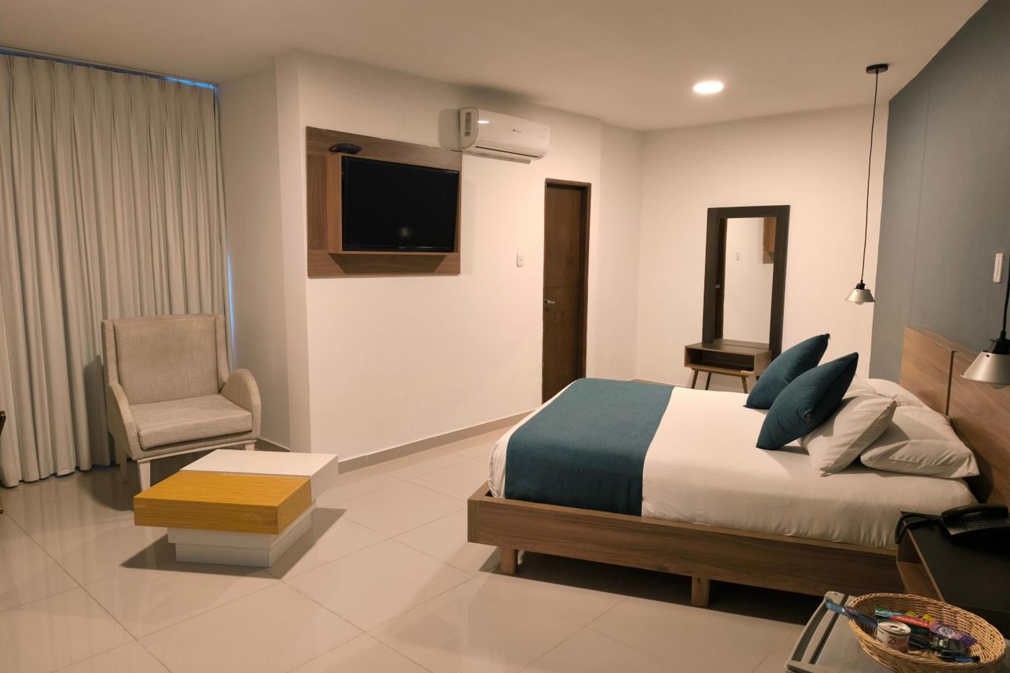 Hotel Quarta Avenida Montería Exteriör bild