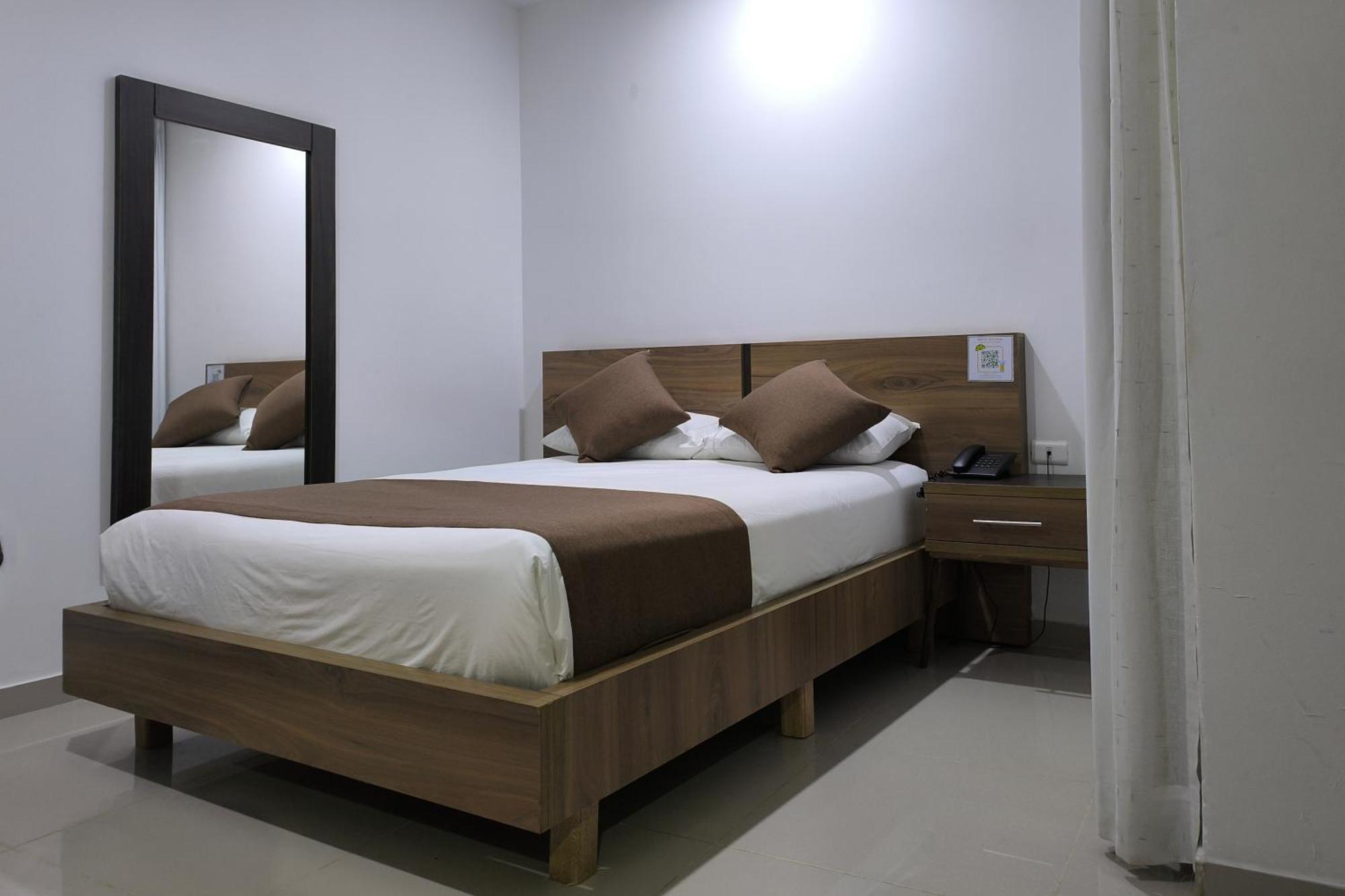 Hotel Quarta Avenida Montería Exteriör bild