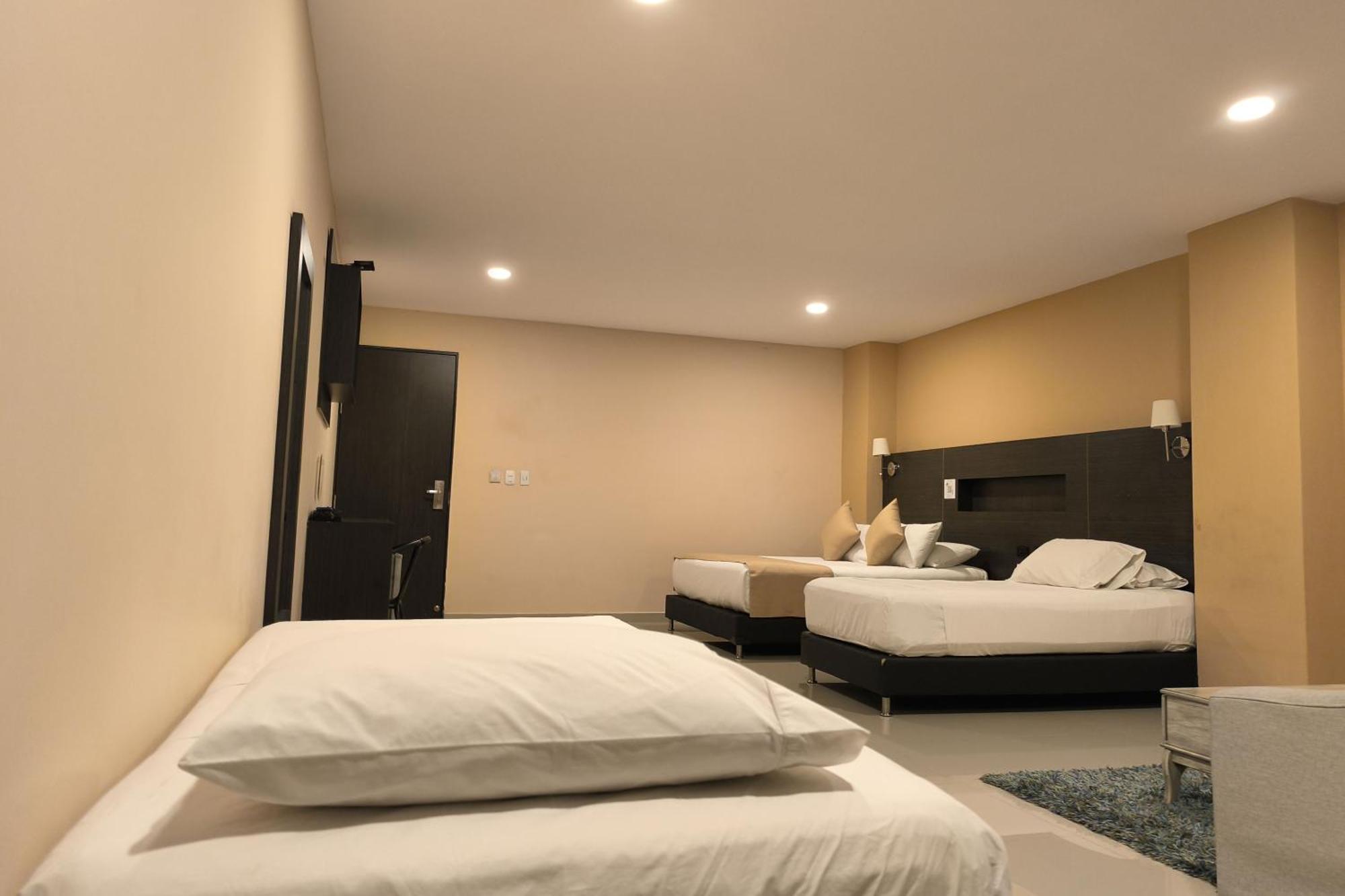 Hotel Quarta Avenida Montería Exteriör bild